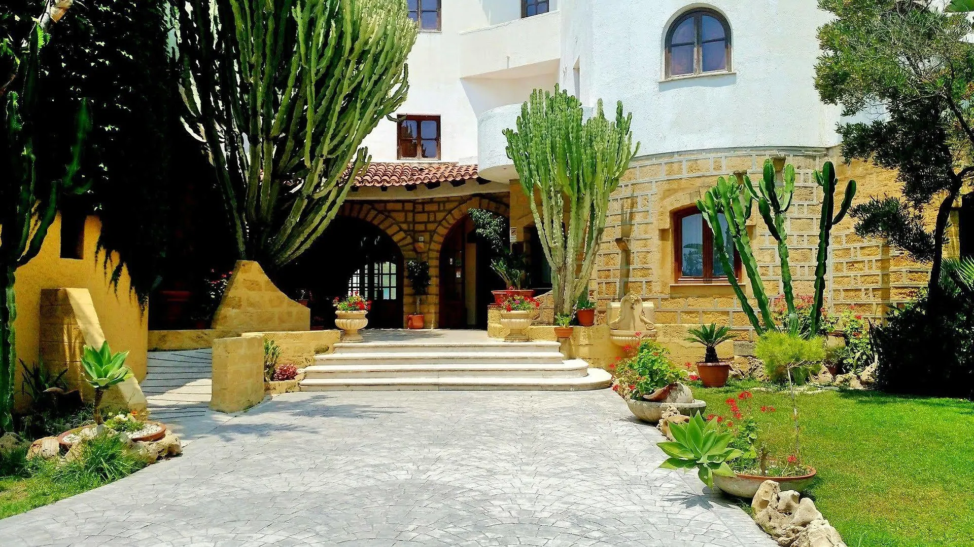 Hotel Akrabello Agrigento 3*,